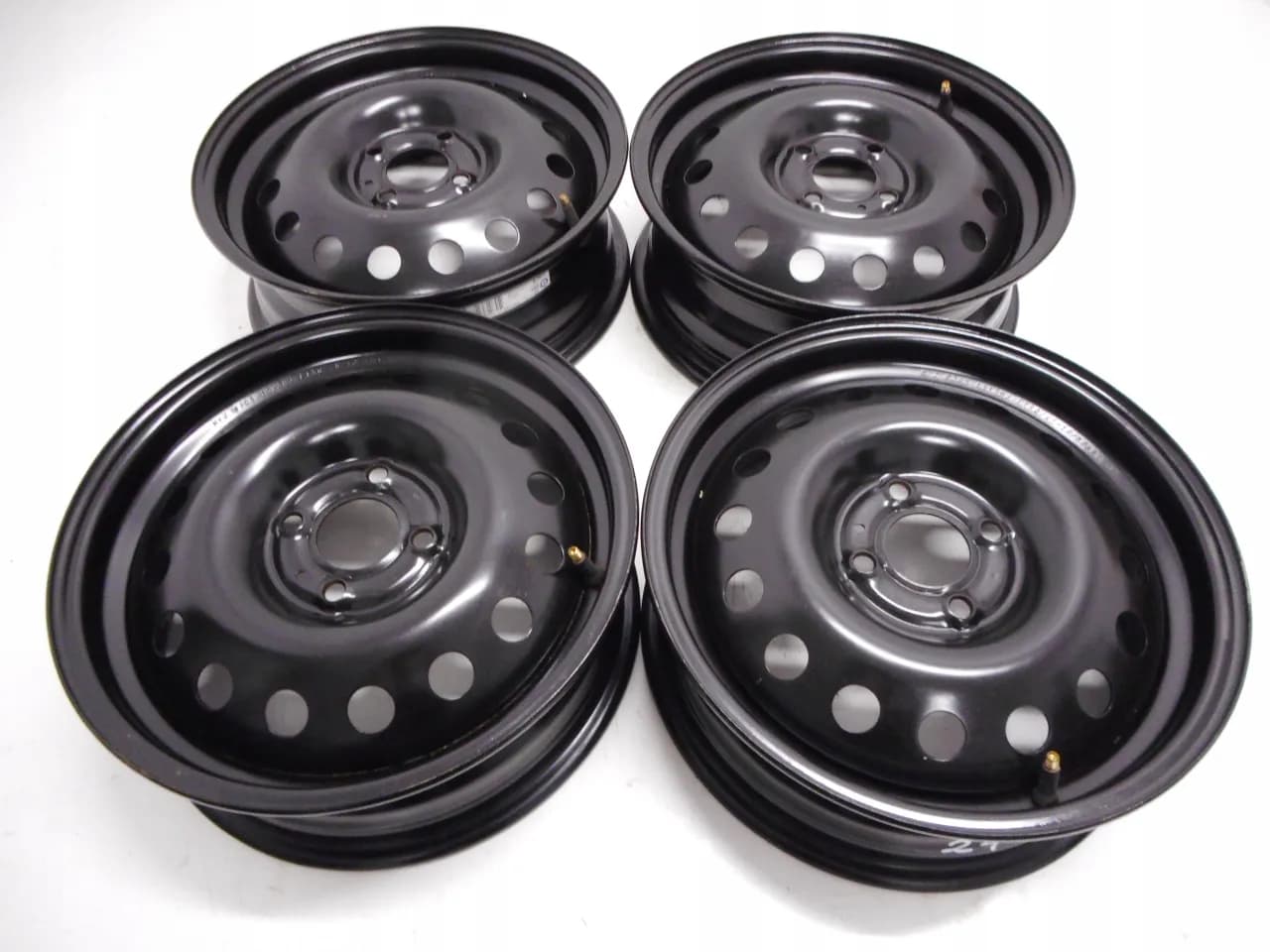 Nissan Micra K12: Jakie felgi? Rozstaw, ET, rozmiary kompletny poradnik