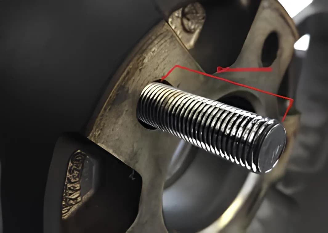 Dobór śrub do alufelg: przewodnik po parametrach i bezpieczeństwie